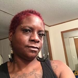 Meet your Posher, Neeit